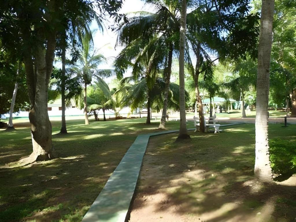 Saji-Sami Hotel Anuradhapura Exteriör bild