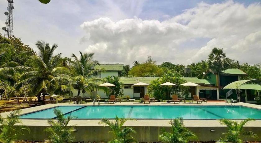 Saji-Sami Hotel Anuradhapura Exteriör bild