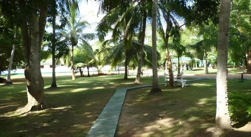 Saji-Sami Hotel Anuradhapura Exteriör bild