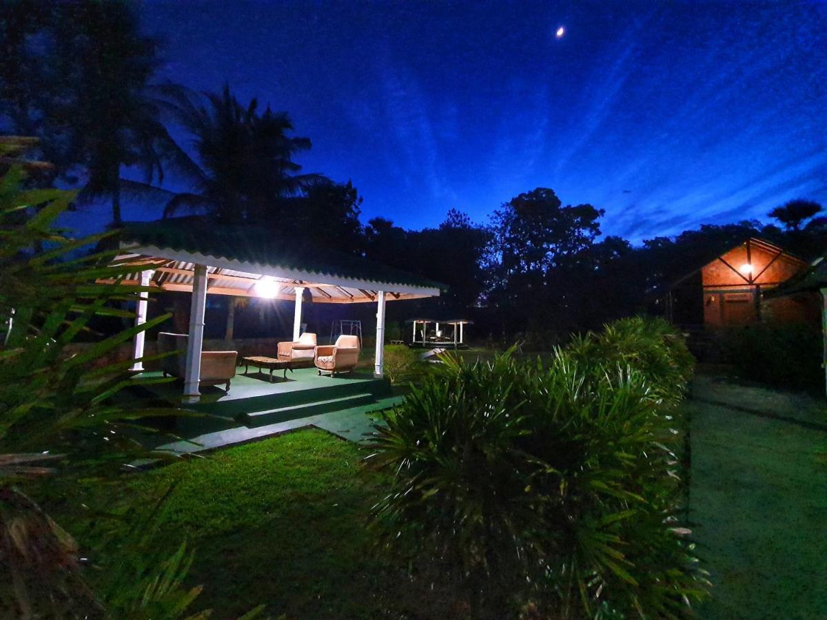 Saji-Sami Hotel Anuradhapura Exteriör bild